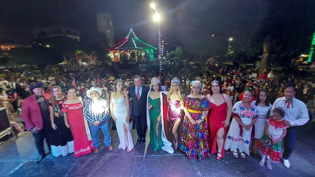 Encabeza alcalde Rafael Reyes Grito de Independencia en Jiutepec
