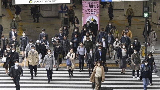 Japón elimina uso obligatorio de cubrebocas luego de 3 años