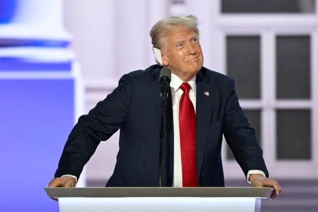 Trump promete terminar el muro fronterizo si gana la presidencia