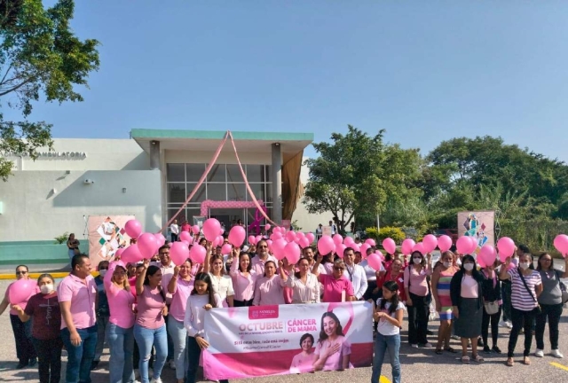 Con motivo del Día Internacional Contra el Cáncer de Mama, se realizó una jornada con información y estudios en la Uneme de Jojutla.
