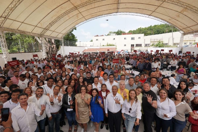 Militantes, consejeros y líderes del partido coincidieron este fin de semana en una asamblea informativa estatal.