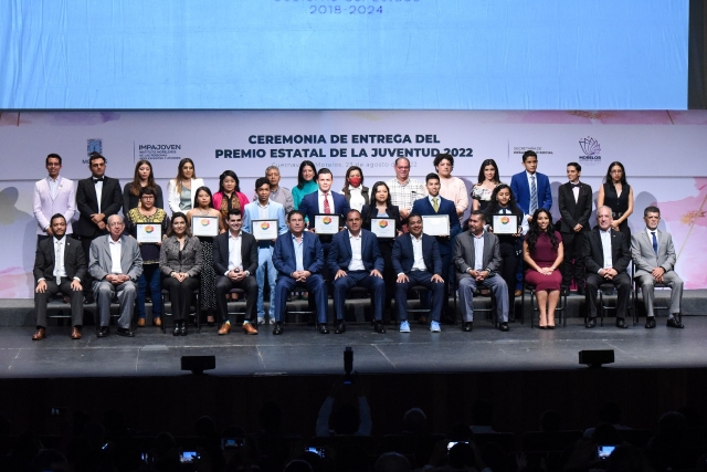 Entrega Cuauhtémoc Blanco &#039;Premio Estatal de la Juventud 2022&#039;