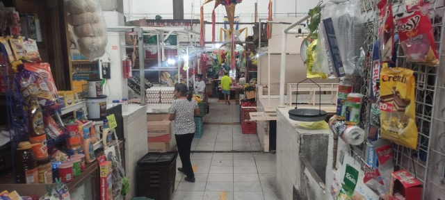 Comercio informal afecta a mercado de Alta Vista