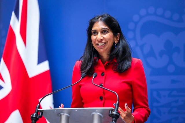 Dimite la ministra británica de Interior, Suella Braverman