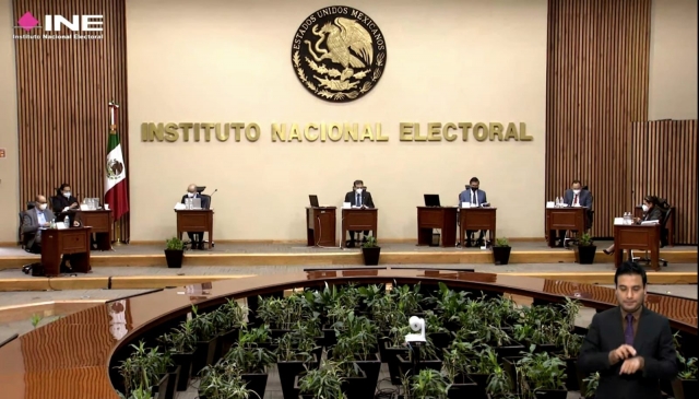 Avala INE cancelación del registro de tres candidaturas a diputaciones federales
