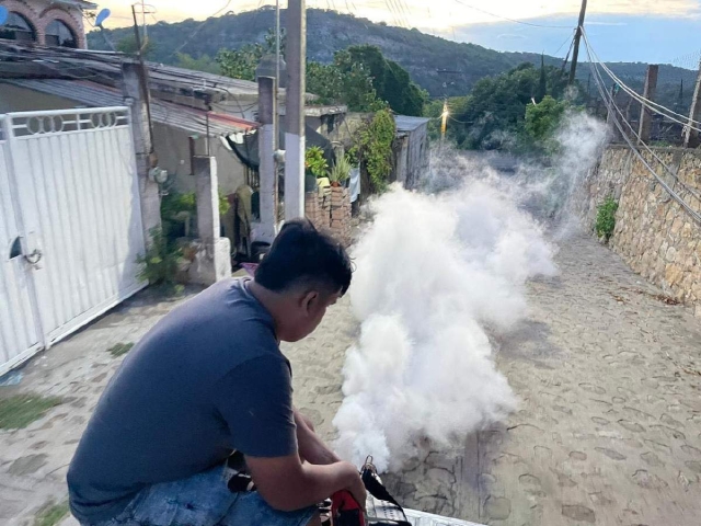 Ante el incremento de casos de dengue en el municipio, el Ayuntamiento dio a conocer que esta semana se llevaron a cabo jornadas de nebulización en las colonias Guadalupe, Chisco y Vicente Aranda.