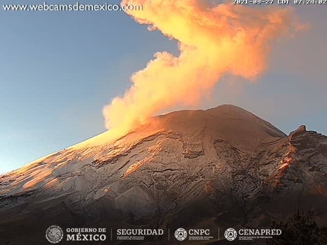 El Popocatépetl registró actividad volcánica.