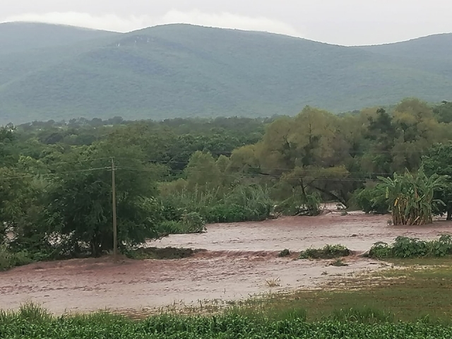 Emiten alerta por crecimiento de río Chalma