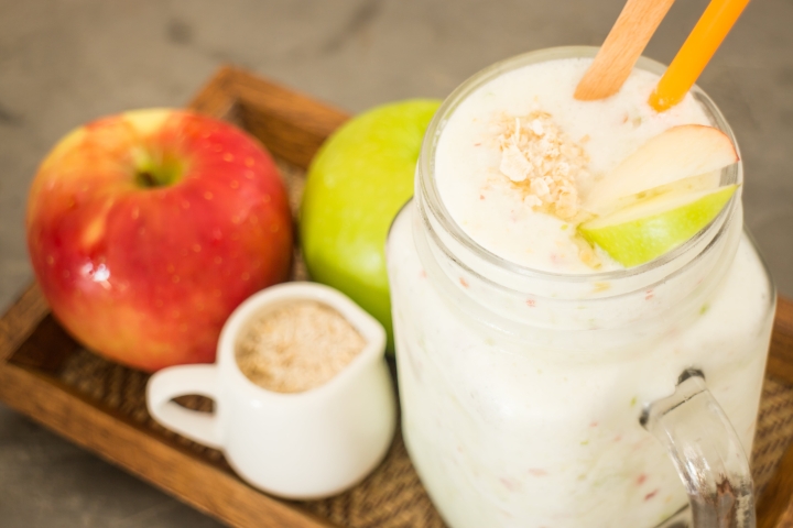Comienza el día con este rico smoothie de avena, manzana y amaranto ¡delicioso y nutritivo!