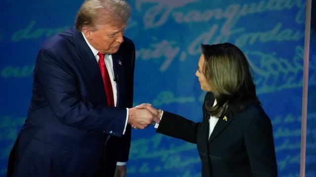 Harris y Trump debaten economía, migración y aborto de cara a elecciones