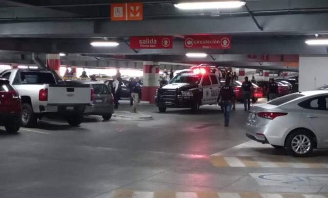 Balacera en plaza Las América de Morelia deja 2 muertos