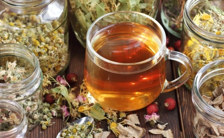 Calma tu estrés con este delicioso té de azahar para dormir y relajarte naturalmente
