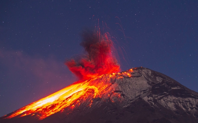 ¿Despertó &#039;la montaña que humea&#039;?: estas han sido las peores erupciones en la historia del volcán Popocatépetl