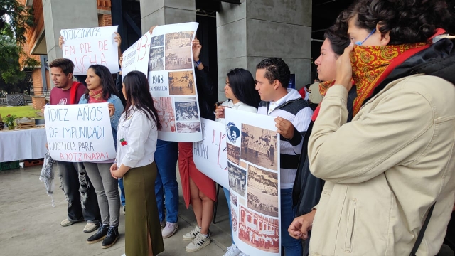 Organizó FEUM marcha del silencio en el campus Chamilpa