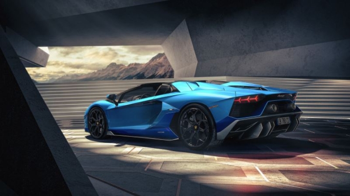 Lamborghini no dejará de producir autos con motores de combustión interna, buscará combustibles sintéticos
