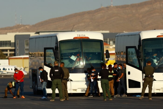 México alista 25 albergues en la frontera para enfrentar deportaciones masivas