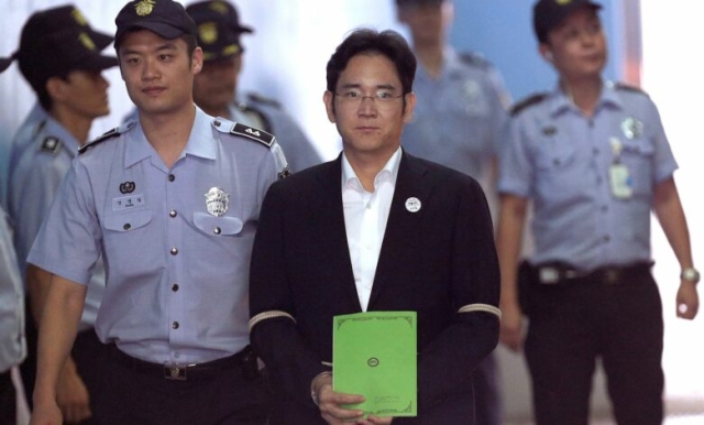 Gobierno de Corea del Sur indulta al ex vicepresidente de Samsung