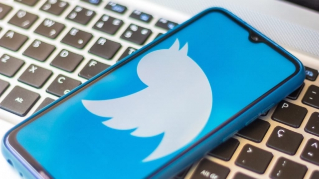 Twitter trabaja en Twitter Blue, un modo de paga y funciones premium