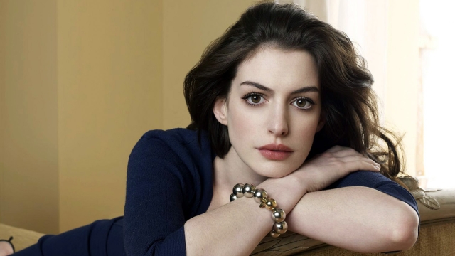 Anne Hathaway revela que tuvo un aborto espontáneo