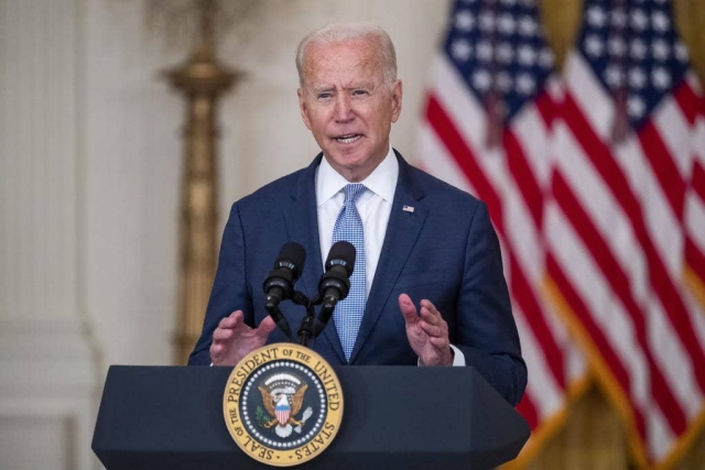 Joe Biden destina apoyo para ayudar a los refugiados de Afganistán.