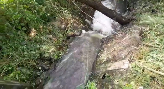 Desde ayer la presa comenzó a nutrir agua a la laguna a través de un canal.