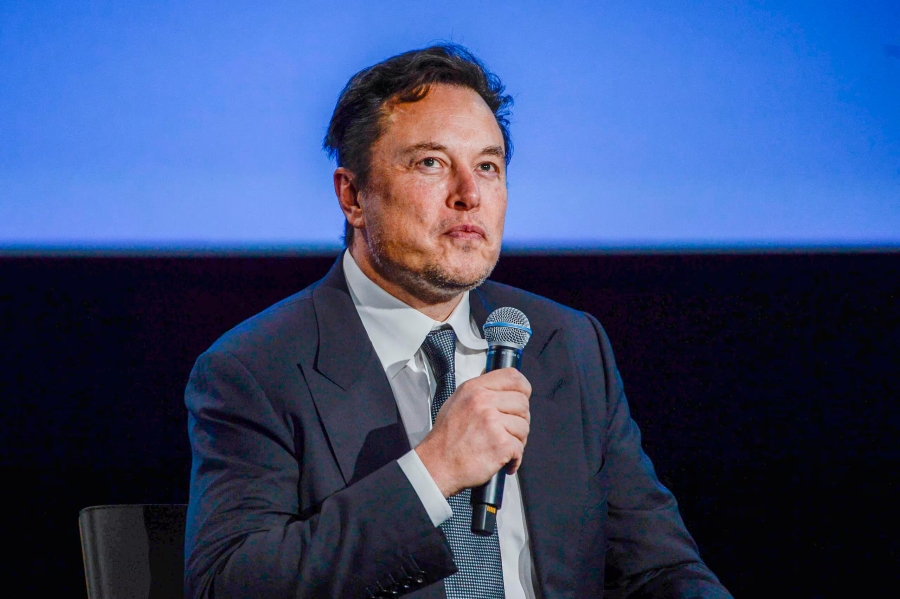 Ex empleados de SpaceX demandan a Elon Musk por acoso sexual y discriminación