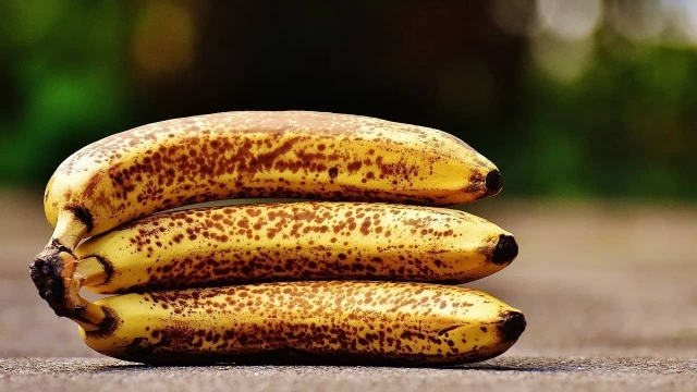 Truco para evitar que los plátanos maduren rápido y se pongan “negritos”