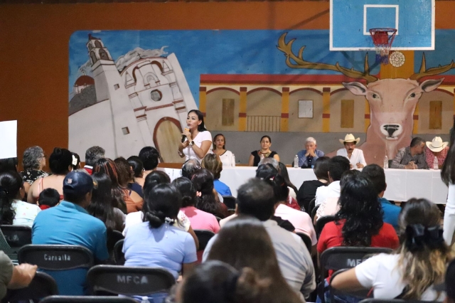 Liderazgos de Mazatepec respaldan a Sandra Anaya