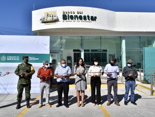 Inauguran autoridades estatales y municipales Banco del Bienestar en Jonacatapec
