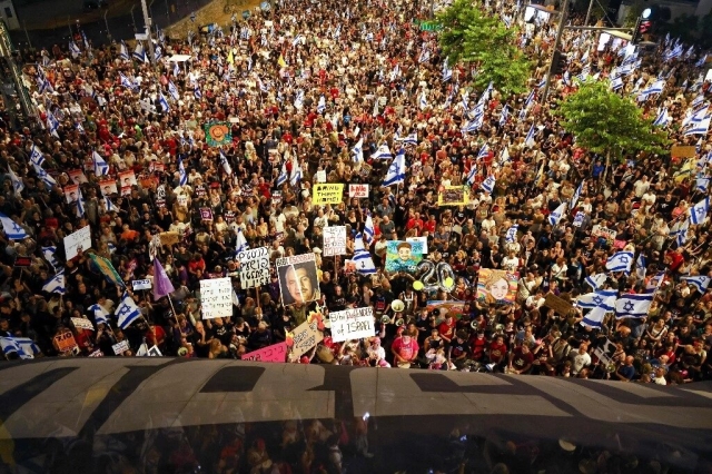 Protesta masiva en Tel Aviv contra Benjamin Netanyahu
