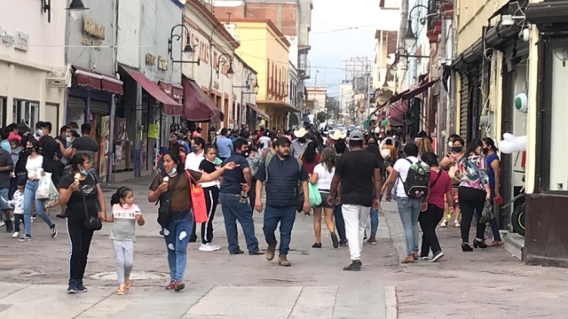 Liberan ambulantes el zócalo de Cuautla después de tres años