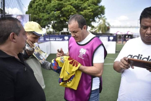 El gobernador estatal intentó que el equipo atlantista jugará en el Apertura 2022 en el Coruco Díaz.