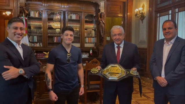 Sostienen presidente de México y Cuauhtémoc Blanco reunión con campeón de la UFC