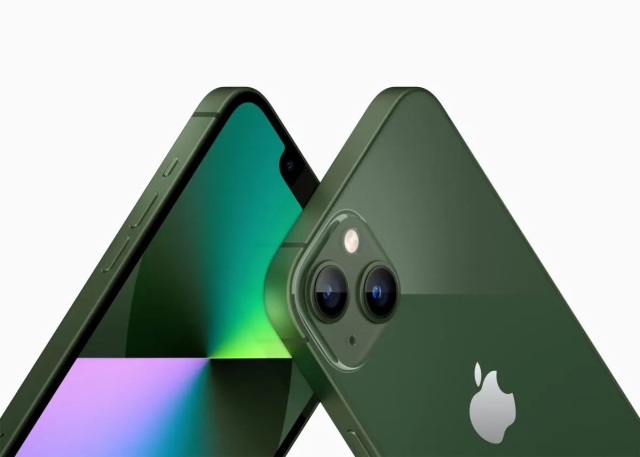 Apple le da vida al iPhone 13 con un flamante modelo verde