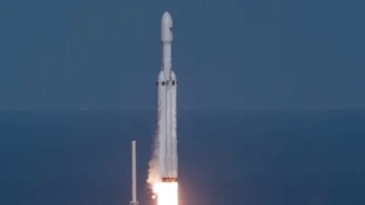 EU estudia usar cohetes de SpaceX &quot;fuerza de reacción rápida&quot; y frustrar futuros ataques