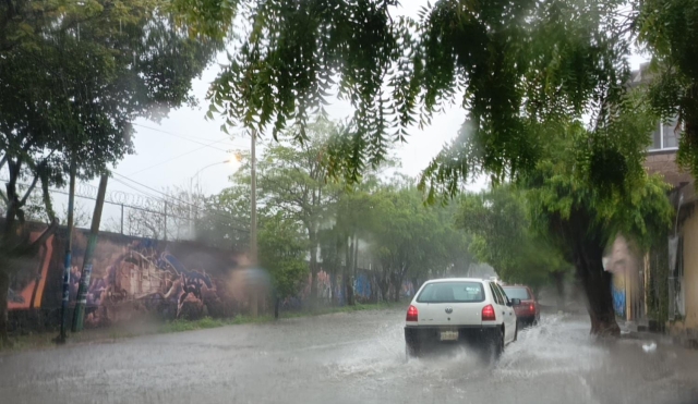 Exhorta CEPCM a reforzar medidas de prevención al conducir durante lluvias