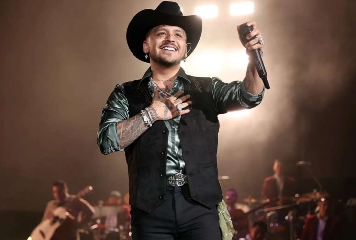 Suspenden concierto de Christian Nodal en Ecuador por amenaza de bomba