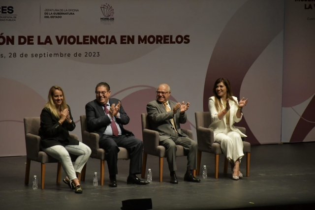Inaugura Víctor Mercado foro &#039;Mujeres por la prevención de la violencia en Morelos&#039; a favor de la participación de las morelenses