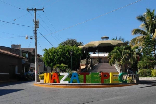 En Mazatepec y en municipios de la región ha aumentado el robo de acero en las torres de la CFE.