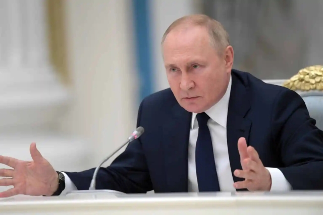 Putin firma decreto para facilitar nacionalidad rusa a todos los ucranianos