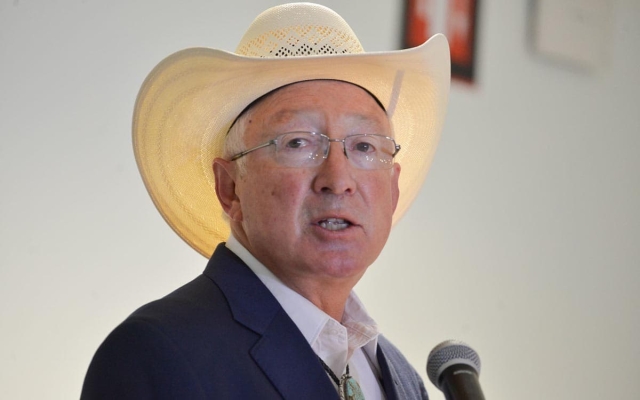 Ken Salazar responde a AMLO tras la pausa en relaciones con Estados Unidos