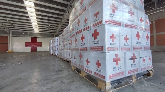 Cruz Roja Mexicana envía ayuda humanitaria a Veracruz.