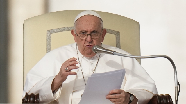 Vaticano autoriza bendiciones para parejas del mismo sexo