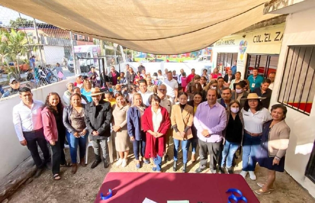 Los cursos fueron puestos en marcha en la ayudantía de la colonia El Zarco.