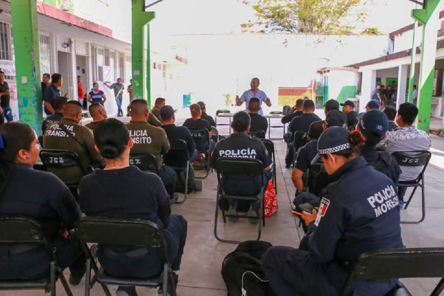 La capacitación fue impartida por personal de la CDHEM.