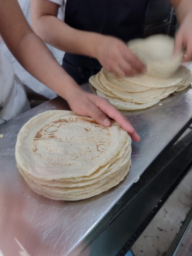 En crisis, la venta de tortilla: empresario