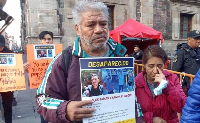 Padres de mexicano desaparecido en Canadá exigen ayuda de AMLO