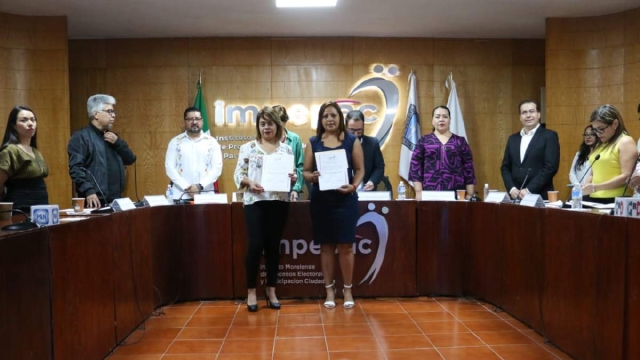 Nancy Alejandra Gutiérrez y Giovanna Santaolalla Rivera recibieron las constancias de asignación de diputados por el principio de representación proporcional como propietaria y suplente. 
