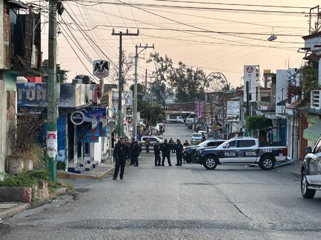 El joven recibió varios disparos.