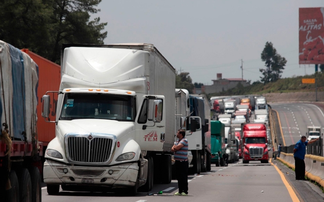 Reabren la autopista México-Puebla tras acuerdo entre autoridades y ejidatarios